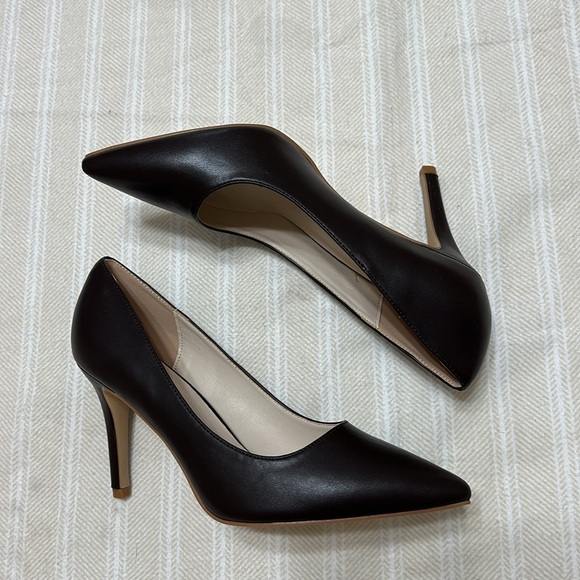 NWOB Halston Gayle Pointed Toe Stiletto Heels, Dark Brown, Size US 7.5 - Picture 5 of 13